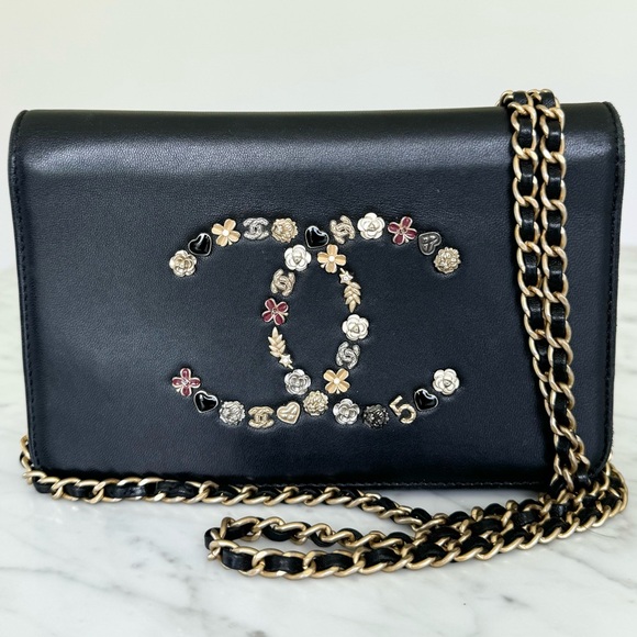 Chanel Wallet On Chain EXTREMELY RARE Lucky Charms Black Calfskin Crossbody Bag - Picture 2 of 16